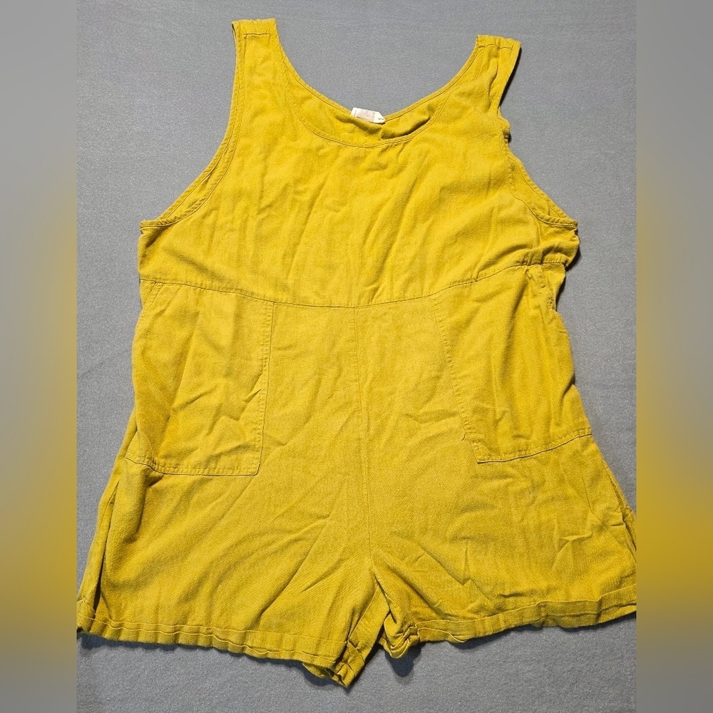 Zenana Outfitters Yellowish Green Jumpsuit 3X EUC PTP 25 - Picture 2 of 5